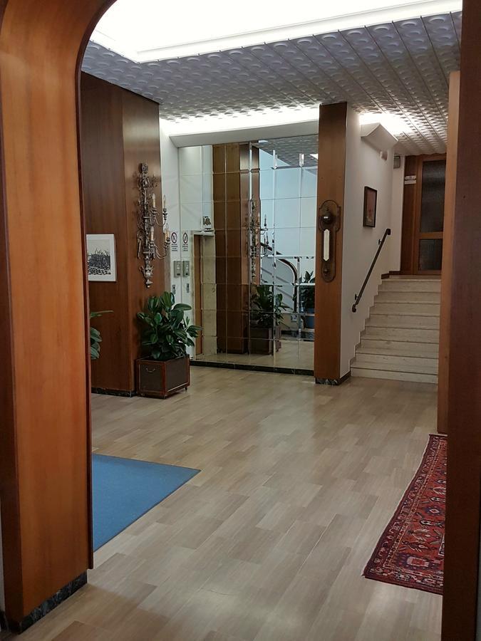 Hotel Residence Adriana Чезенатико Екстериор снимка