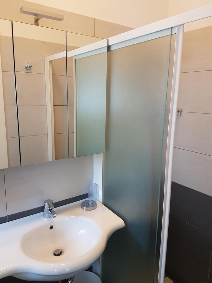 Hotel Residence Adriana Чезенатико Екстериор снимка